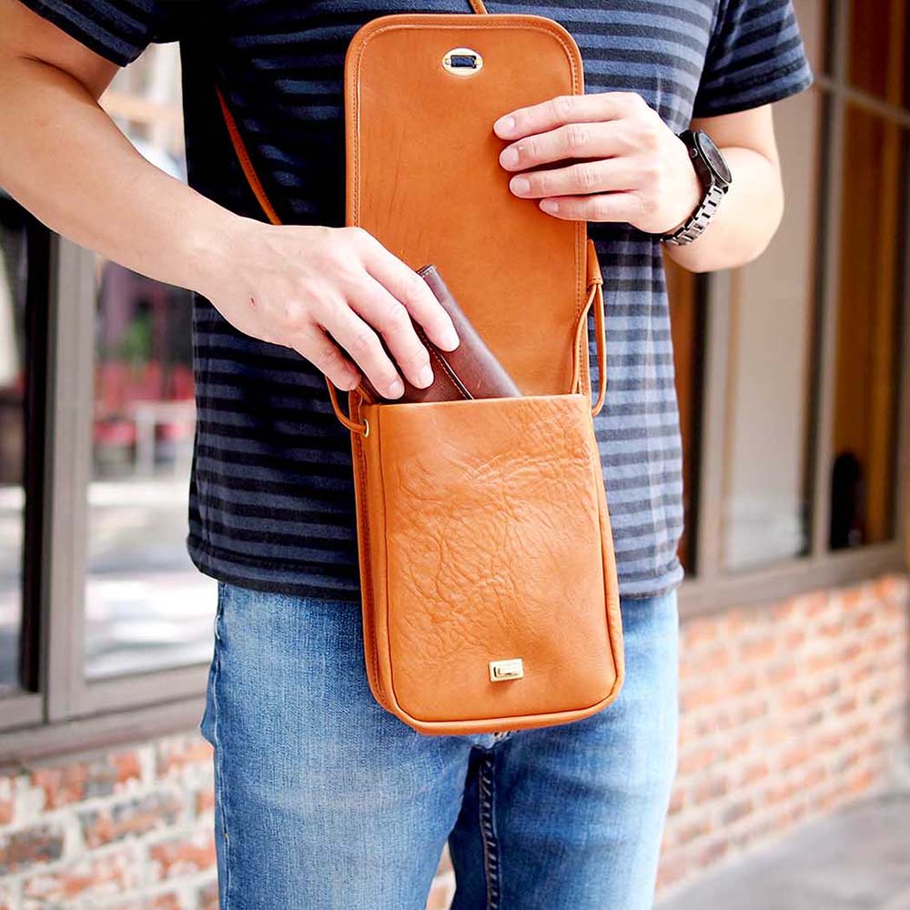 新入荷☆【定価49万】純手工細作上層牛革100%メンズバックパック ビジネス バッグパック スポーツバックパック トラベルバッグ 書類かばん 定価25万純手工牛革100%メンズバックパック ビジネス バッグ